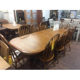 Legacy Oak Table and 8 Chairs