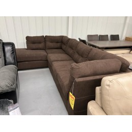 BenchCraft Sectional